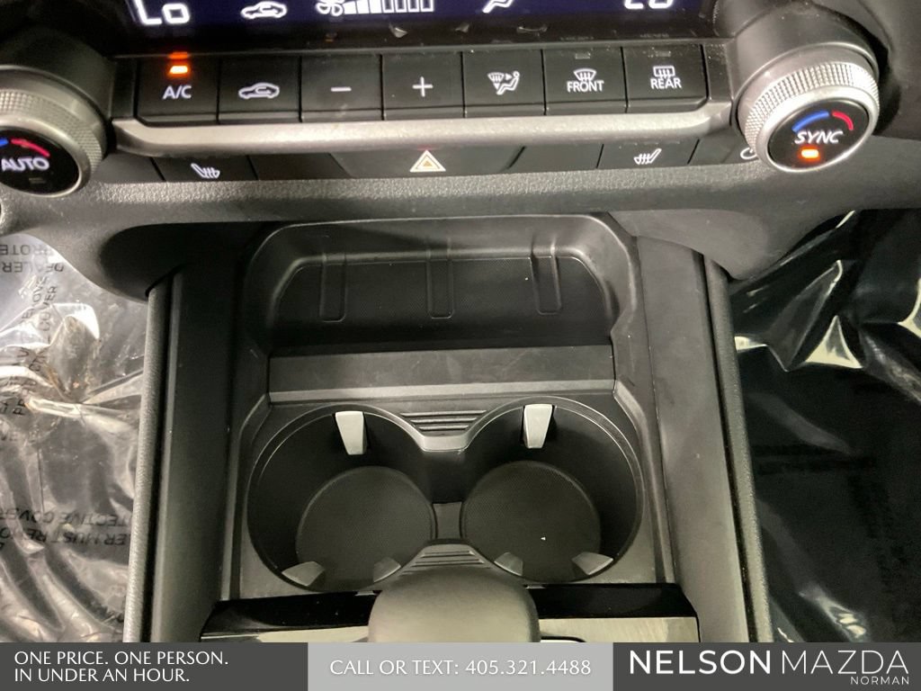 Used 2025 MAZDA CX-50 AWD 2.5 Hybrid w/ Weather Package image 35