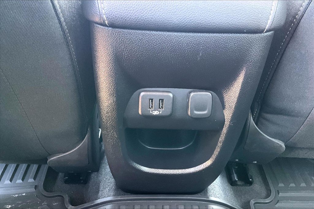 Used 2022 Chevrolet Colorado LT AWD/4WD image 28