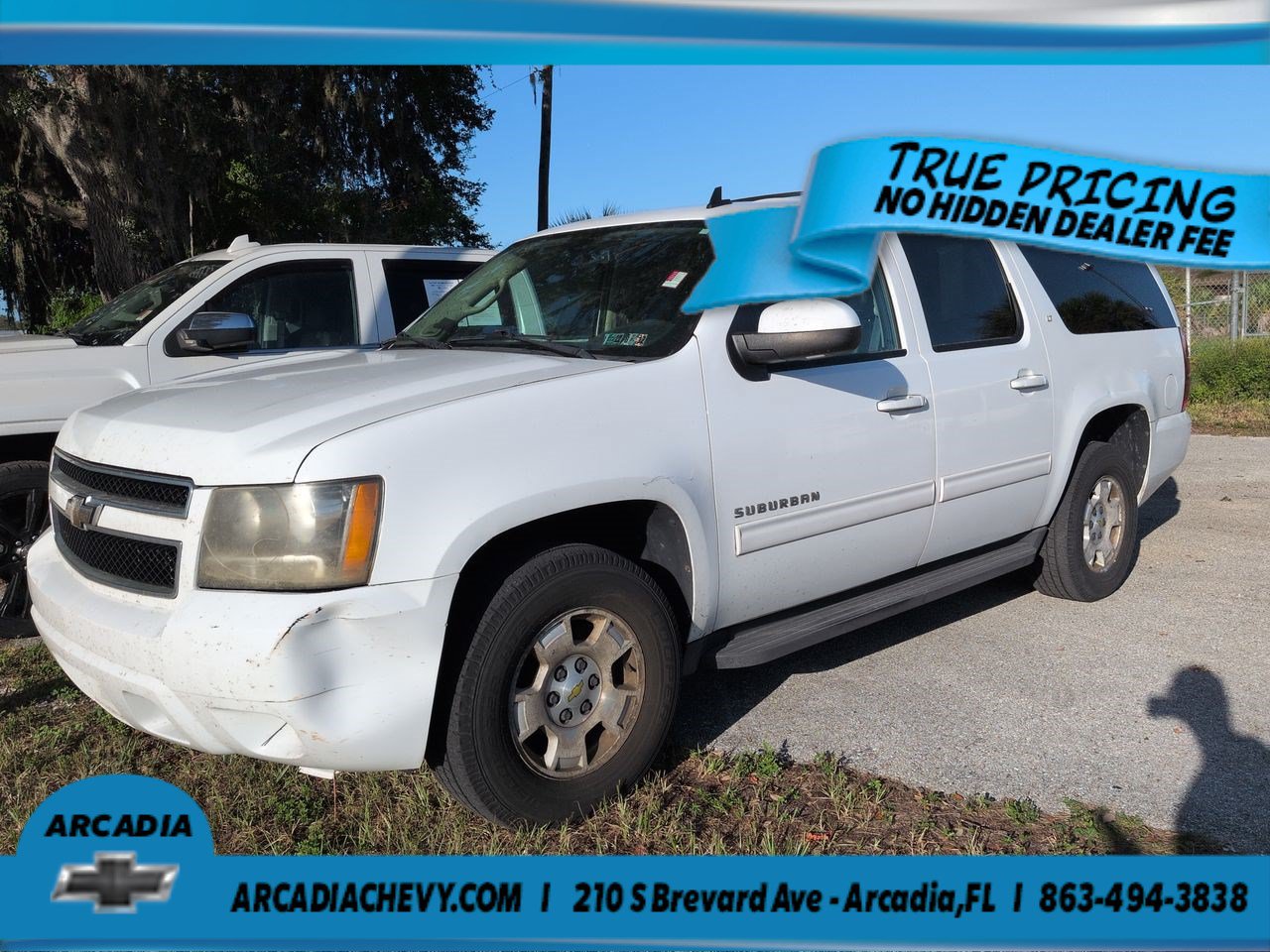 Used 2011 Chevrolet Suburban LT w/ Luxury Package AWD/4WD image 7