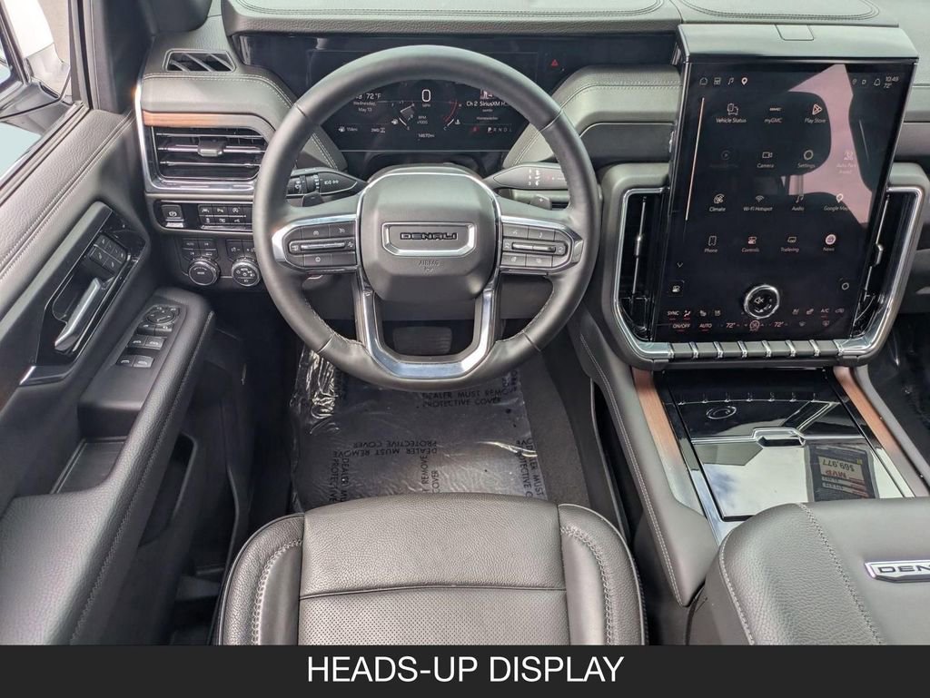 Used 2025 GMC Yukon Denali AWD/4WD image 13