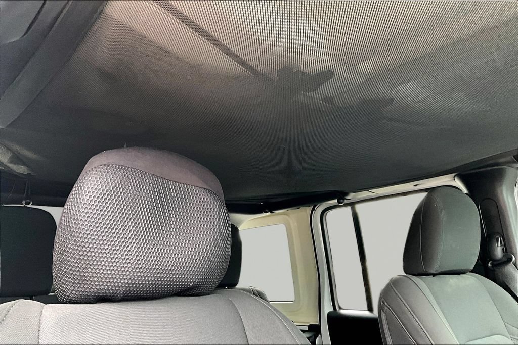 Used 2018 Jeep Wrangler Unlimited Sport S AWD/4WD image 27