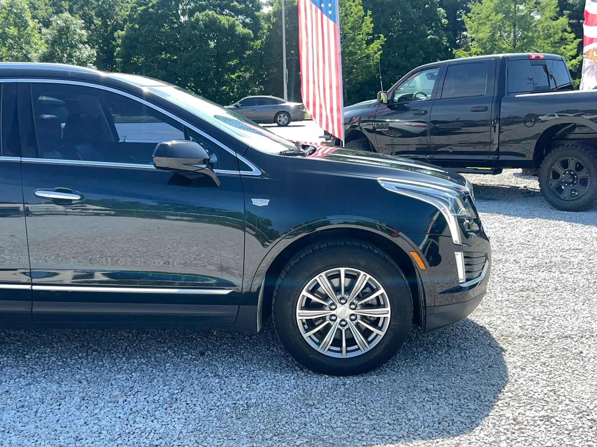 Used 2017 Cadillac XT5 Luxury w/ Driver Awareness Package FWD image 10