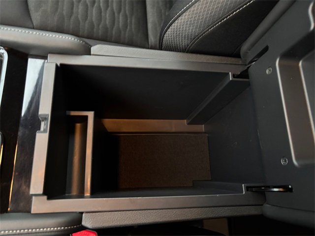 Used 2024 Nissan Pathfinder SV image 26