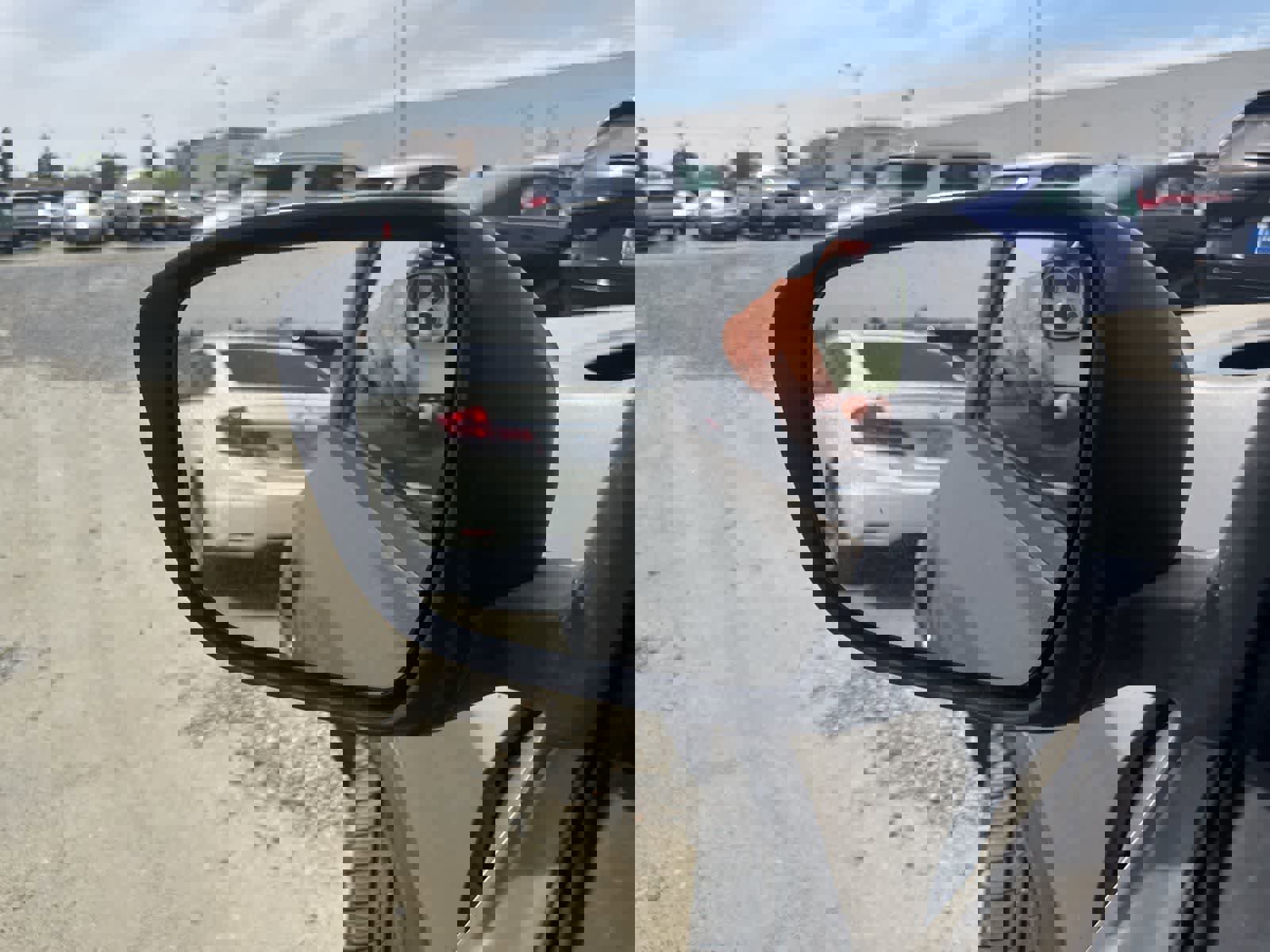 Used 2015 Nissan Juke S image 14