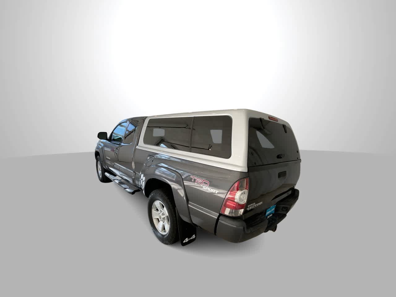 Used 2013 Toyota Tacoma 4x4 Access Cab V6 w/ TRD Sport Pkg image 6
