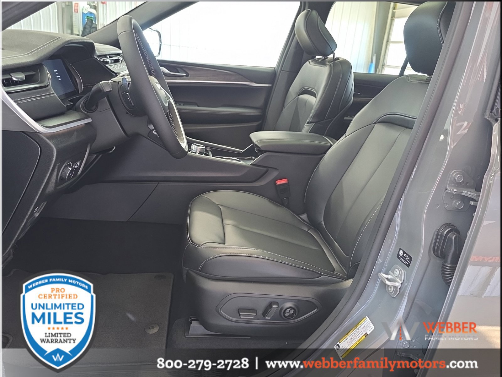 New 2027 Jeep Grand Cherokee Limited AWD/4WD image 9