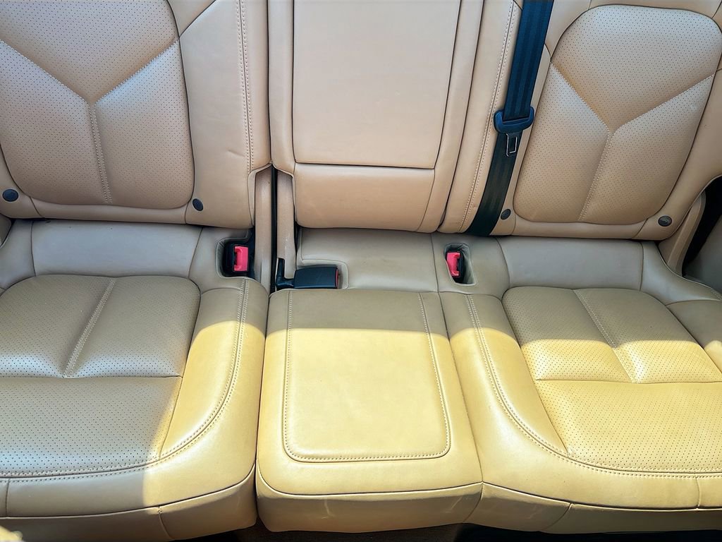 Used 2016 Porsche Cayenne S image 20