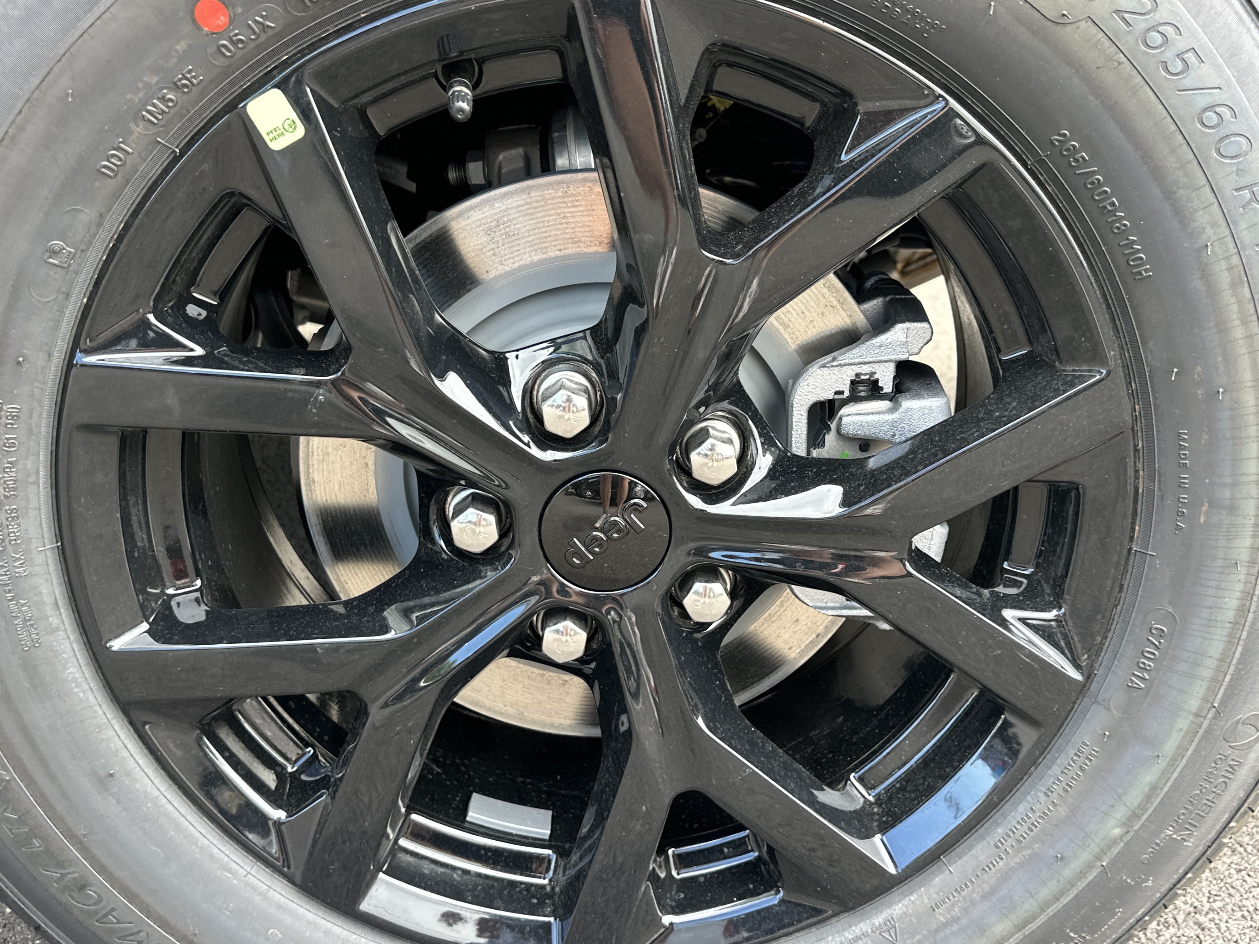 New 2026 Jeep Grand Cherokee Altitude AWD/4WD image 33
