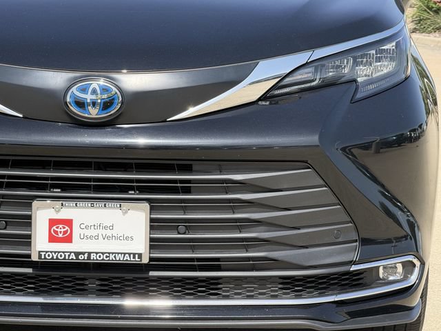 Certified 2024 Toyota Sienna XLE FWD image 4