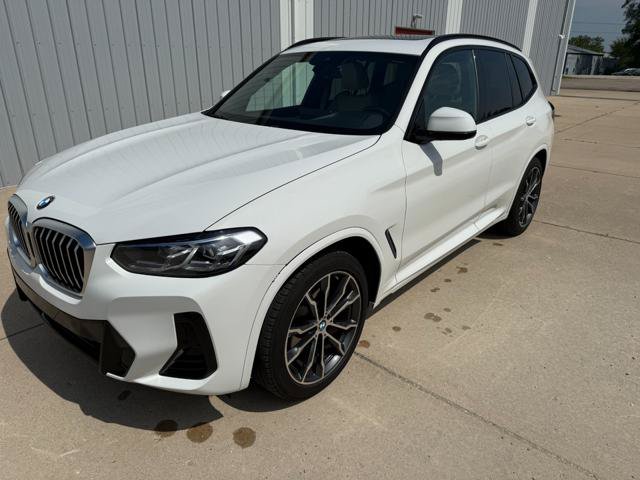 Used 2022 BMW X3 xDrive30i w/ M Sport Package 2 AWD/4WD image 2