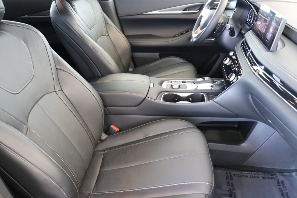 Certified 2025 INFINITI QX60 Luxe w/ Black Edition image 47