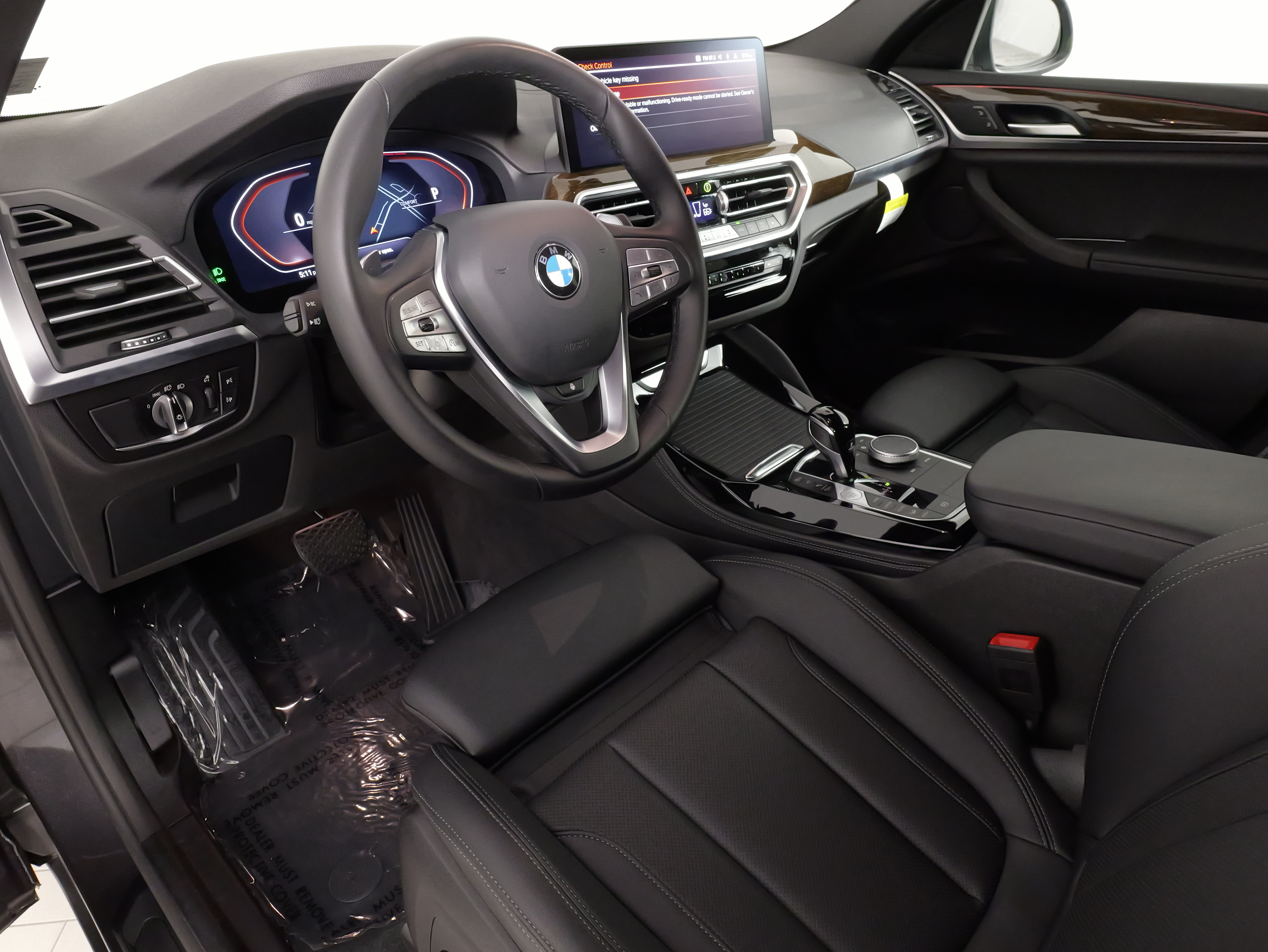 Used 2025 BMW X4 xDrive30i AWD/4WD image 27