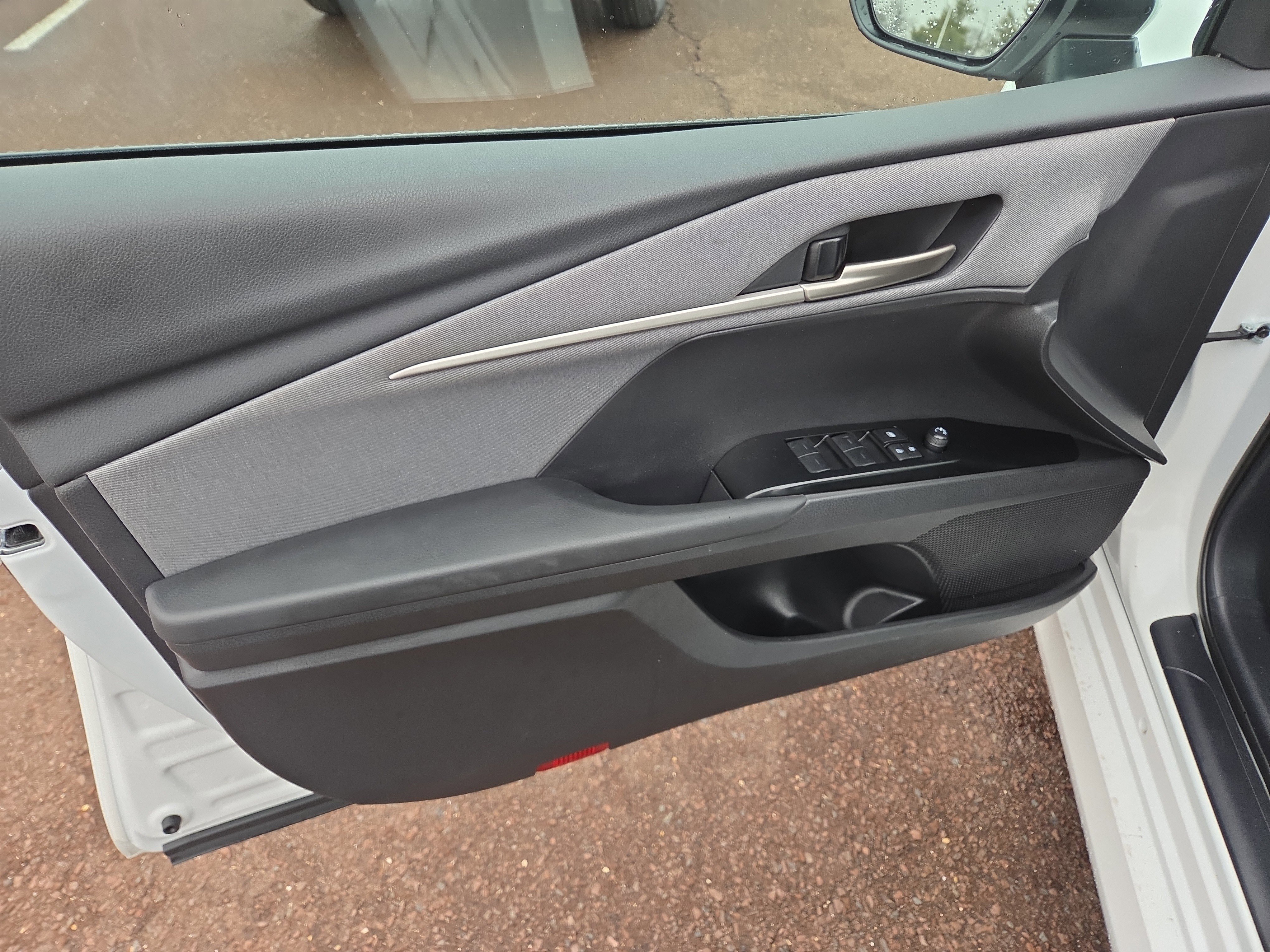 Certified 2025 Toyota Camry LE w/ Convenience Package image 14