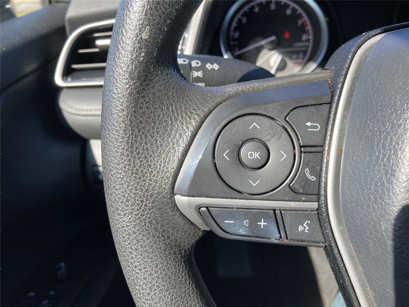 Used 2024 Toyota Camry LE image 20