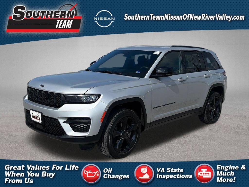 Used 2024 Jeep Grand Cherokee Altitude
