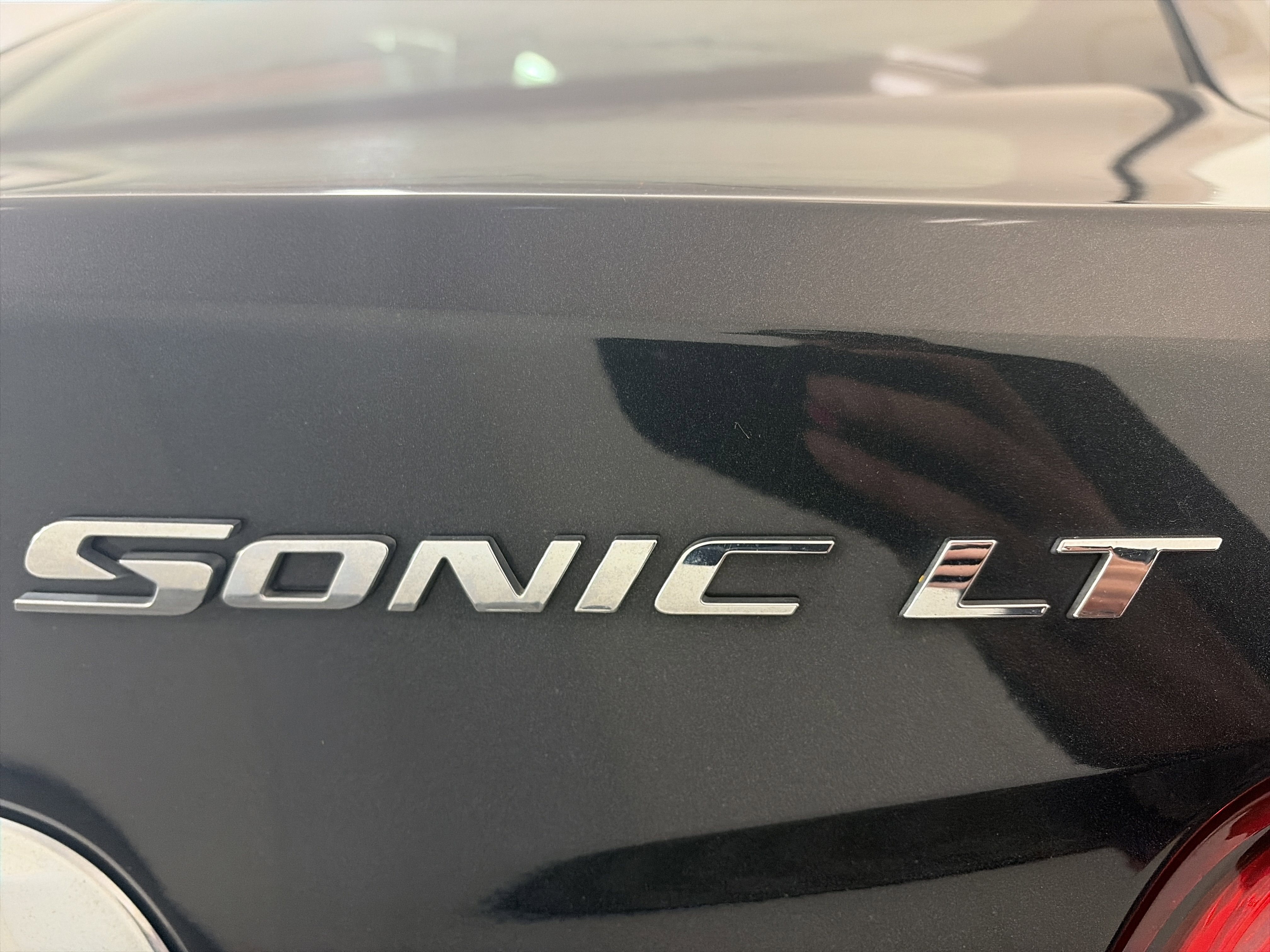 Used 2015 Chevrolet Sonic LT image 26