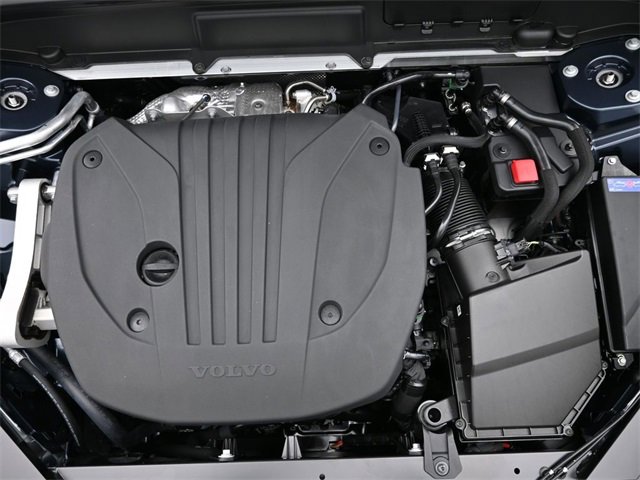 New 2026 Volvo XC60 B5 Plus w/ Protection Package Premier image 35