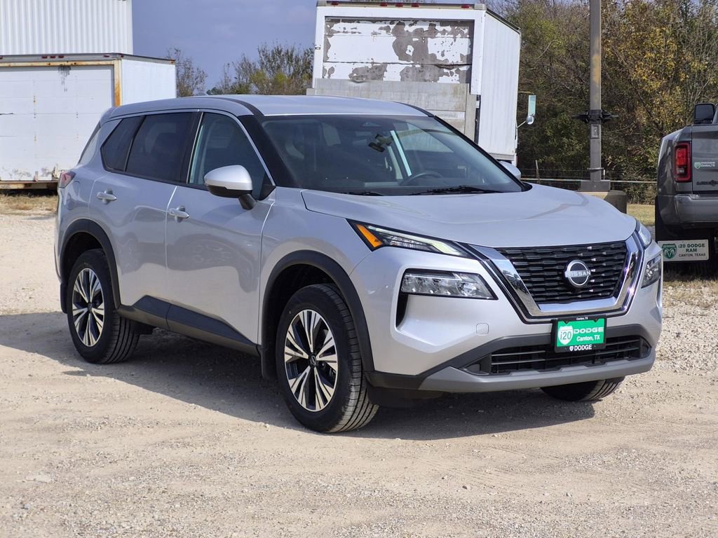 Used 2022 Nissan Rogue SV video 2