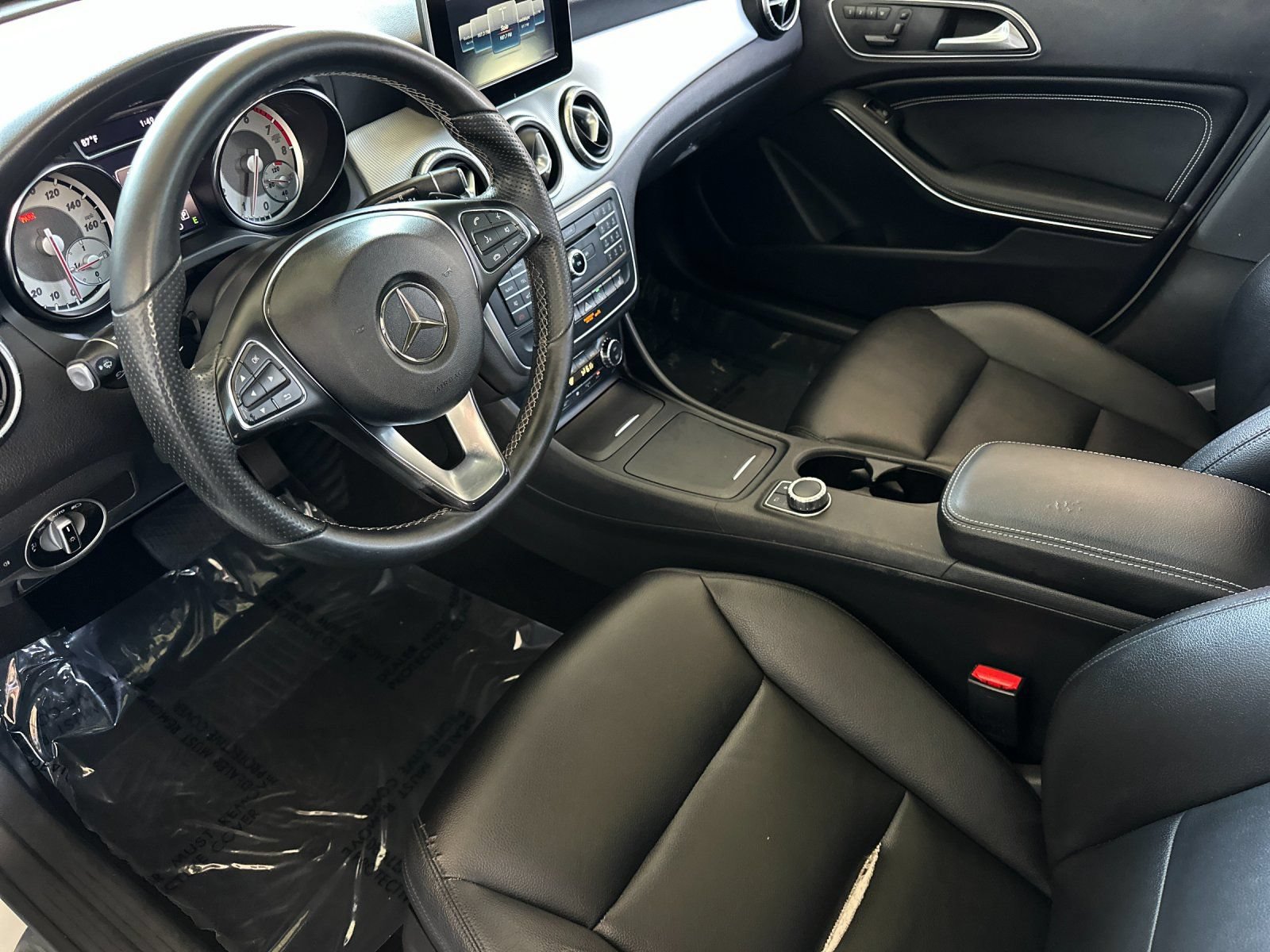 Used 2015 Mercedes-Benz CLA 250 image 9