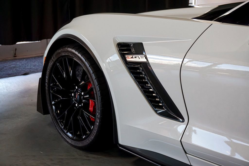 Used 2015 Chevrolet Corvette Z06 w/ Z07 Performance Package image 61
