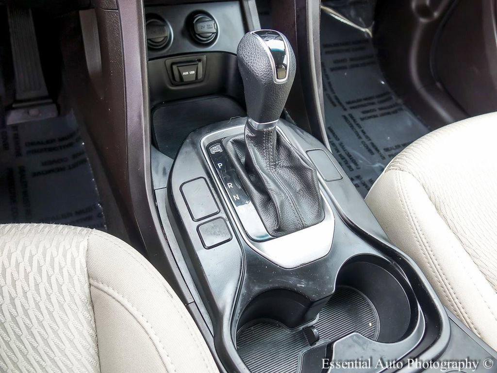 Used 2013 Hyundai Santa Fe Sport image 17