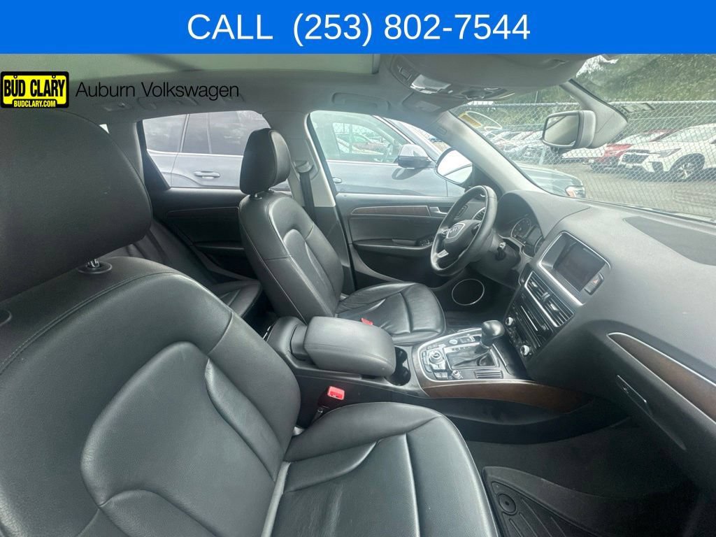 Used 2017 Audi Q5 2.0T Premium Plus w/ Technology Package AWD/4WD image 14