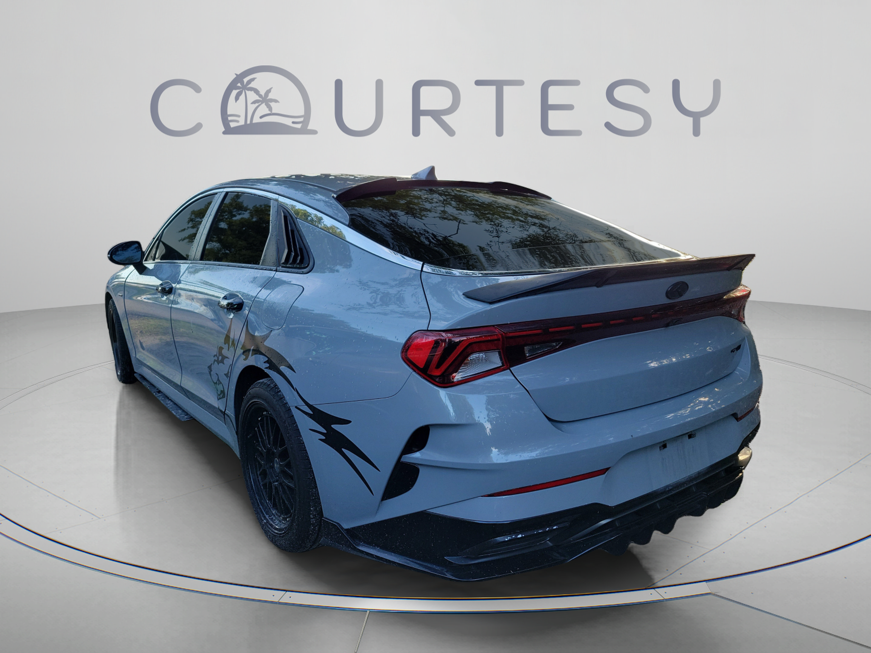 Used 2022 Kia K5 GT-Line FWD image 9