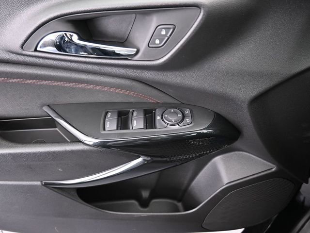 New 2026 Chevrolet Trax RS w/ Sunroof Package image 38