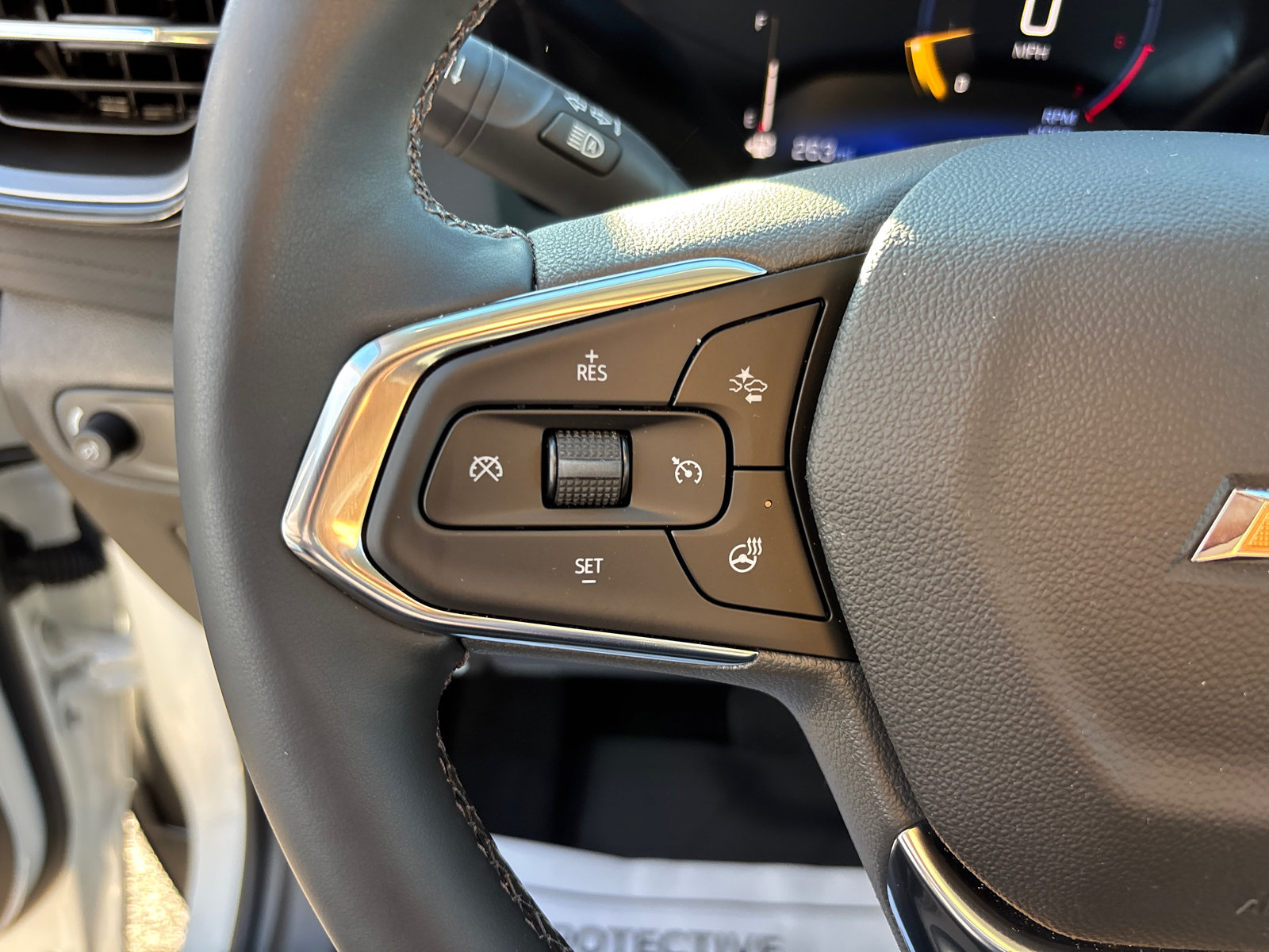 Used 2026 Chevrolet TrailBlazer LT w/ Convenience Package FWD image 16