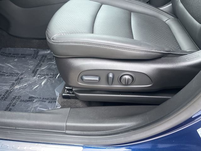 Certified 2023 Buick Encore GX Essence w/ Experience Buick Package image 16