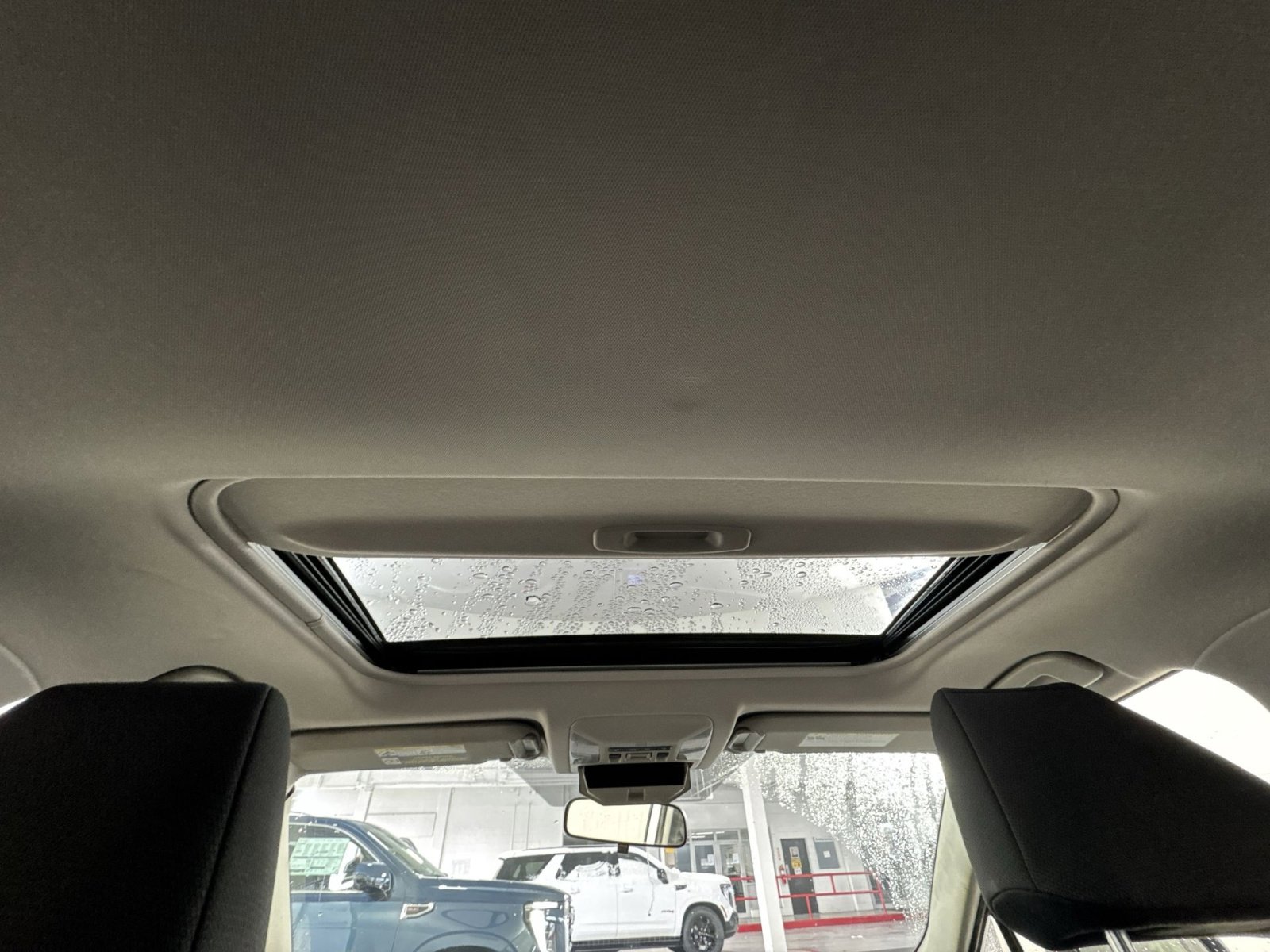Used 2019 Toyota RAV4 XLE image 23