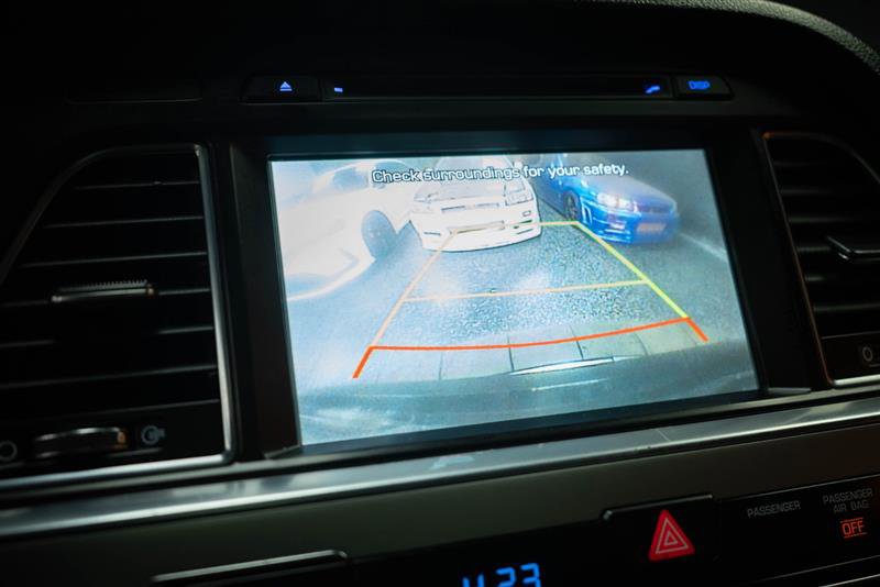 Used 2015 Hyundai Sonata Limited w/ Option Group 05 image 22