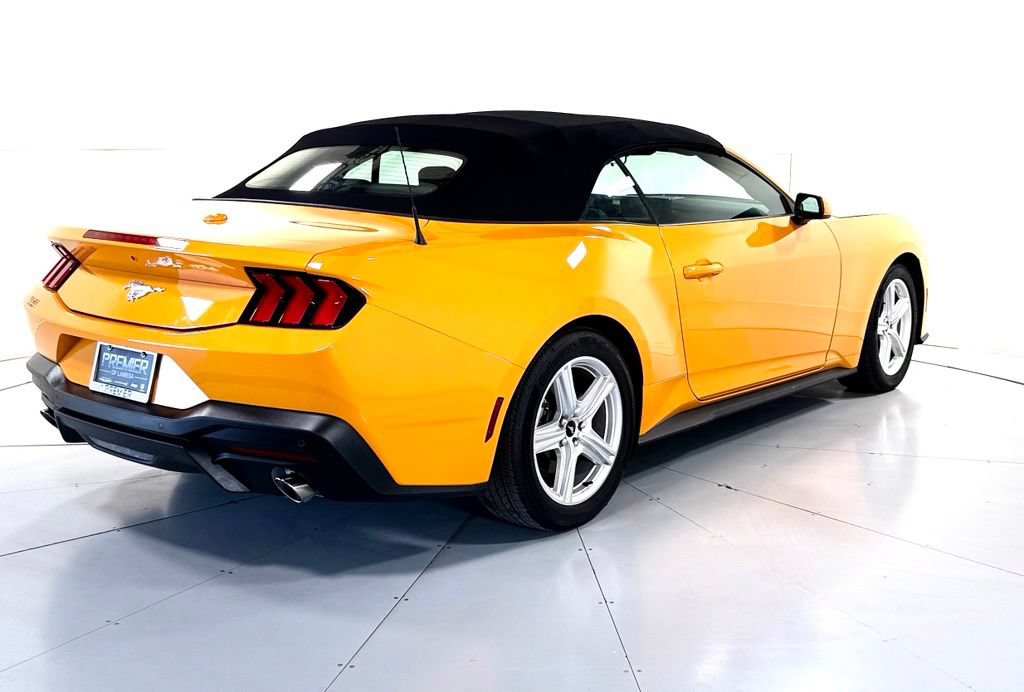Used 2026 Ford Mustang Premium RWD image 4