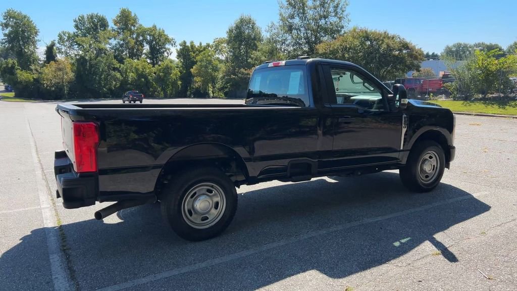 Used 2024 Ford F350 XL w/ Camper Package image 11