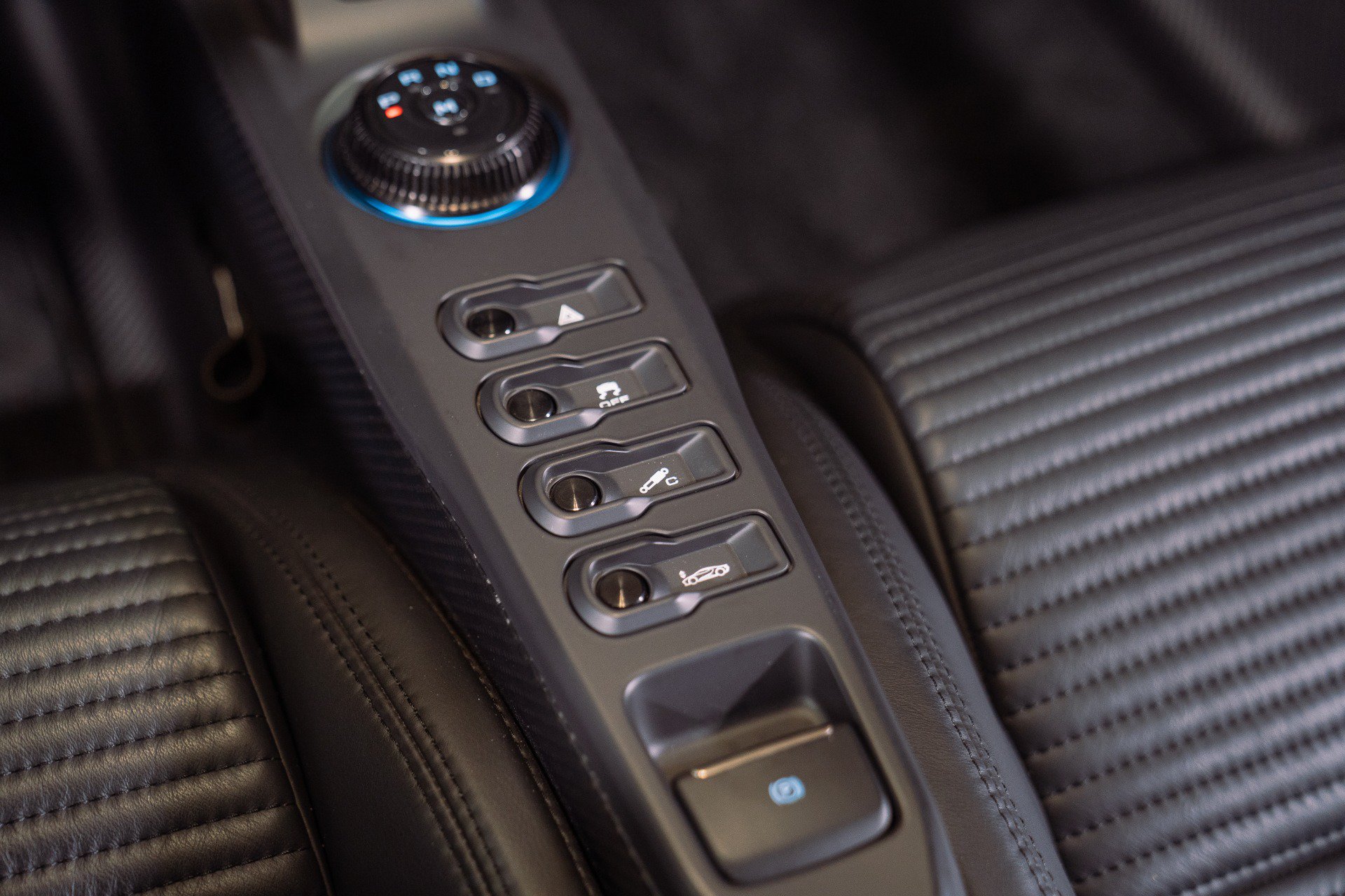 Used 2019 Ford GT RWD image 44