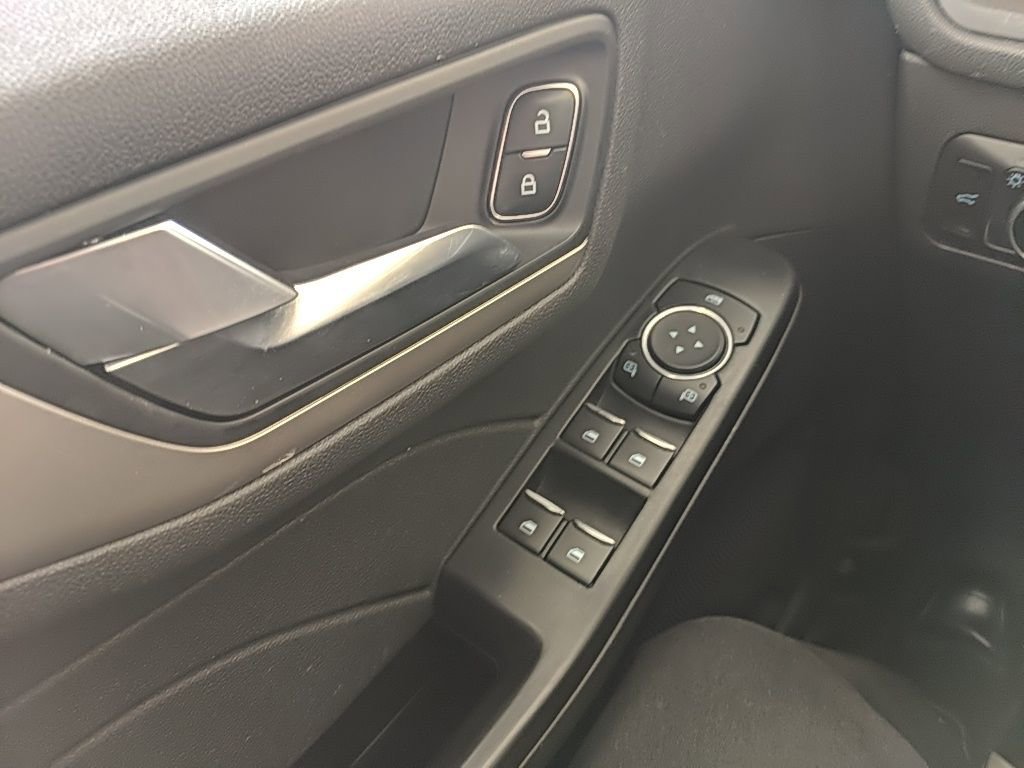 Used 2022 Ford Escape SEL image 27