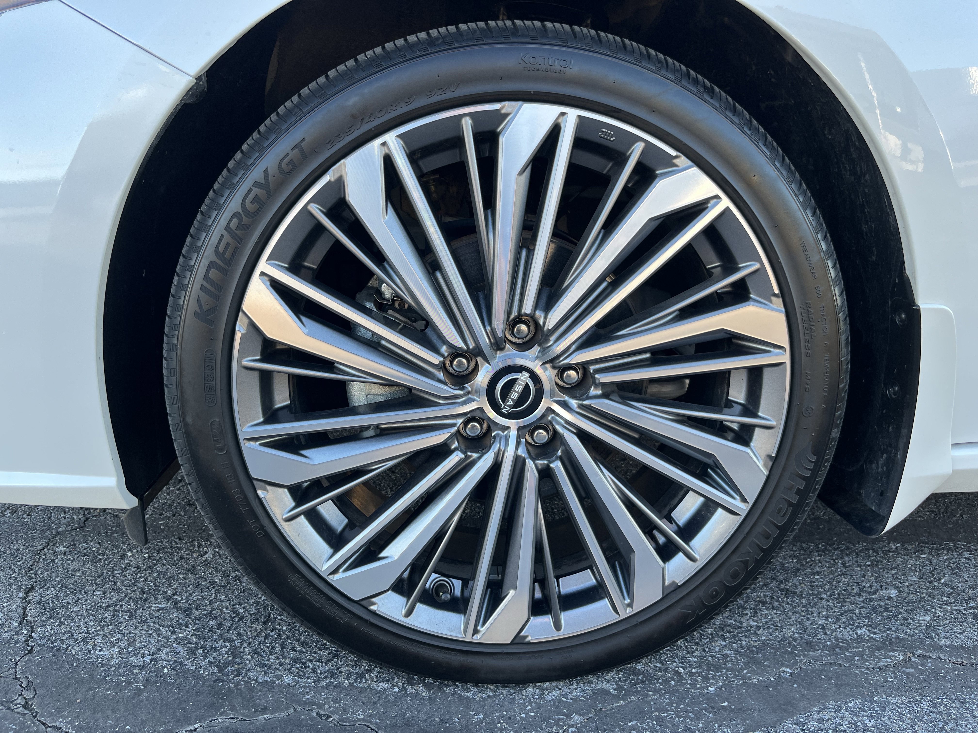 Used 2024 Nissan Altima 2.5 SL image 11