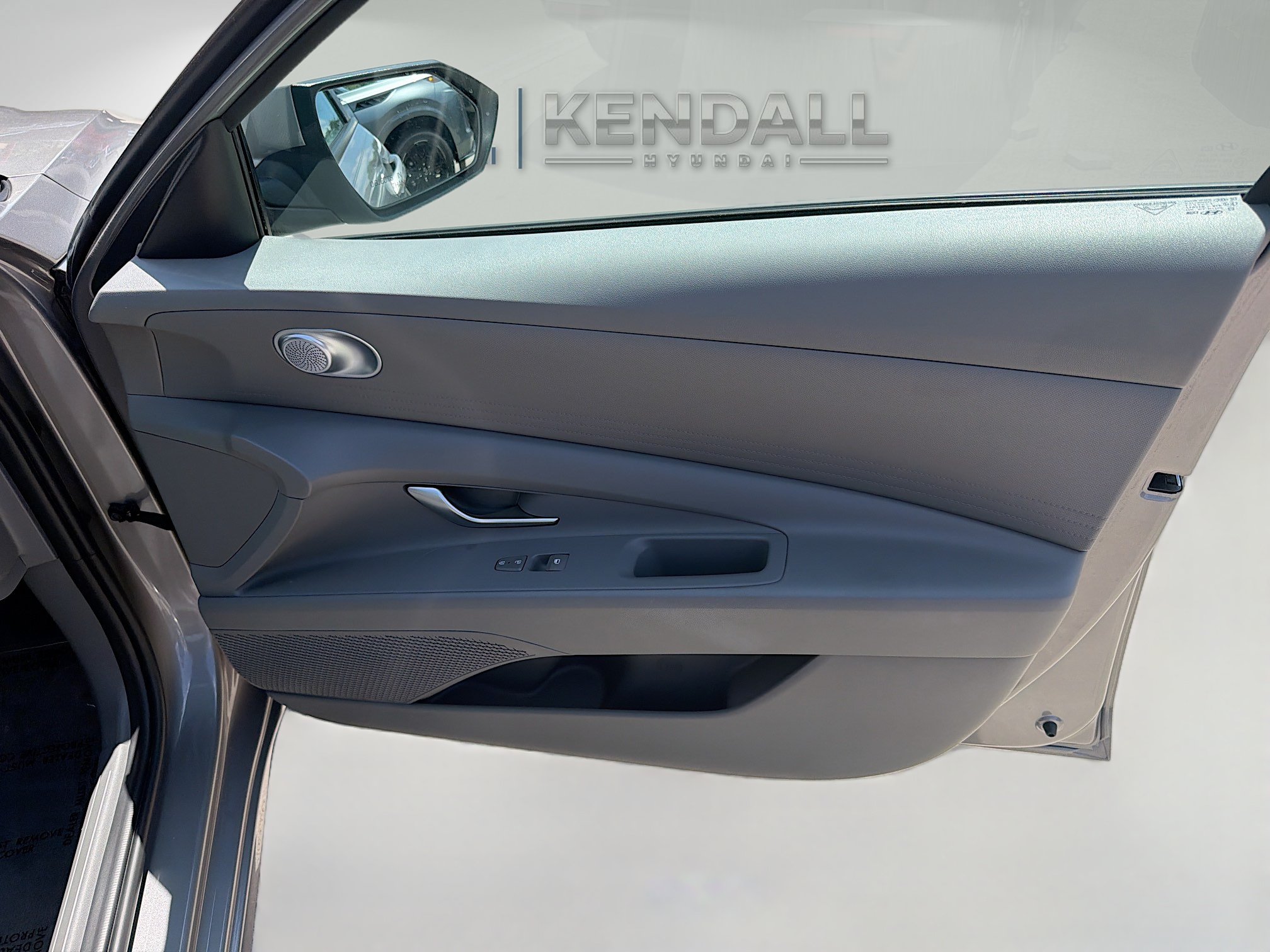 Used 2023 Hyundai Elantra SE w/ Cargo Package FWD image 30
