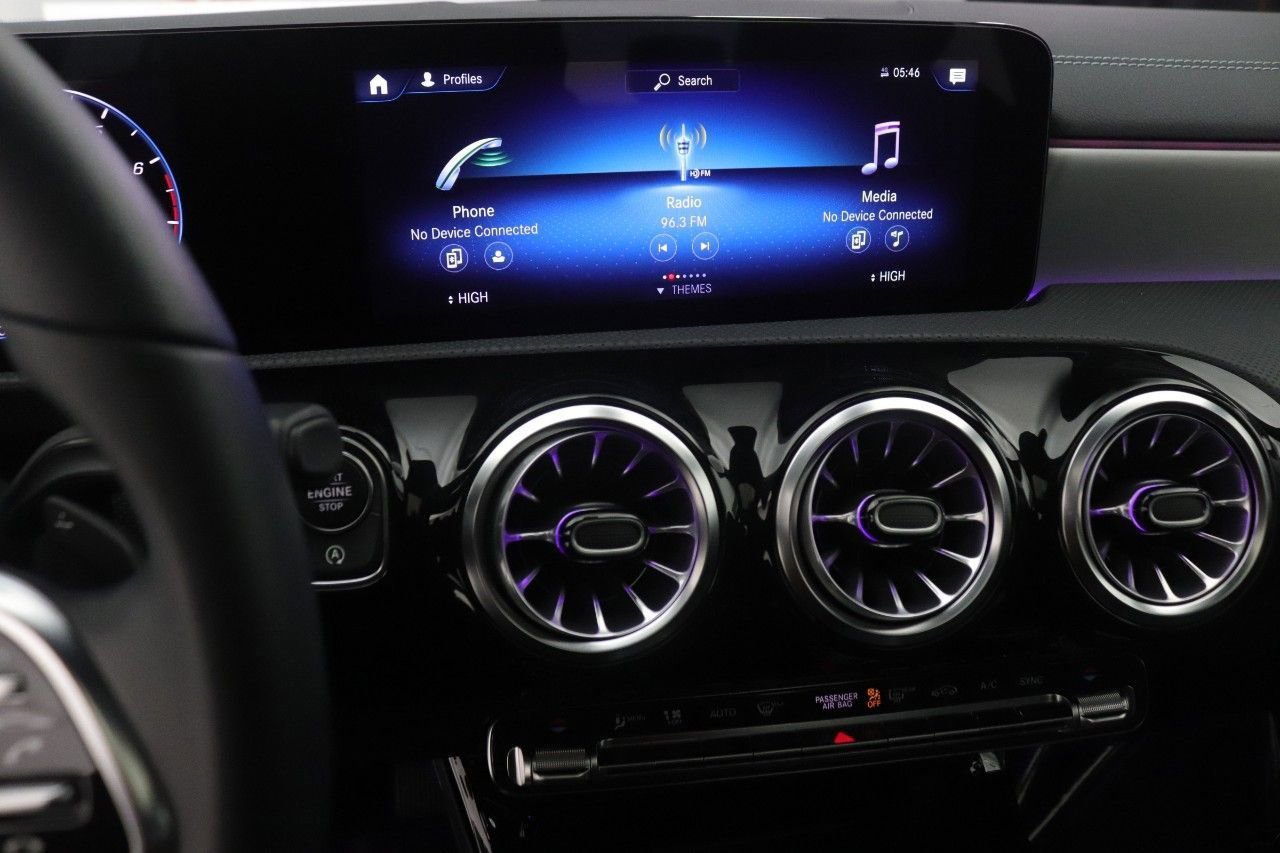 Certified 2023 Mercedes-Benz CLA 250 image 11