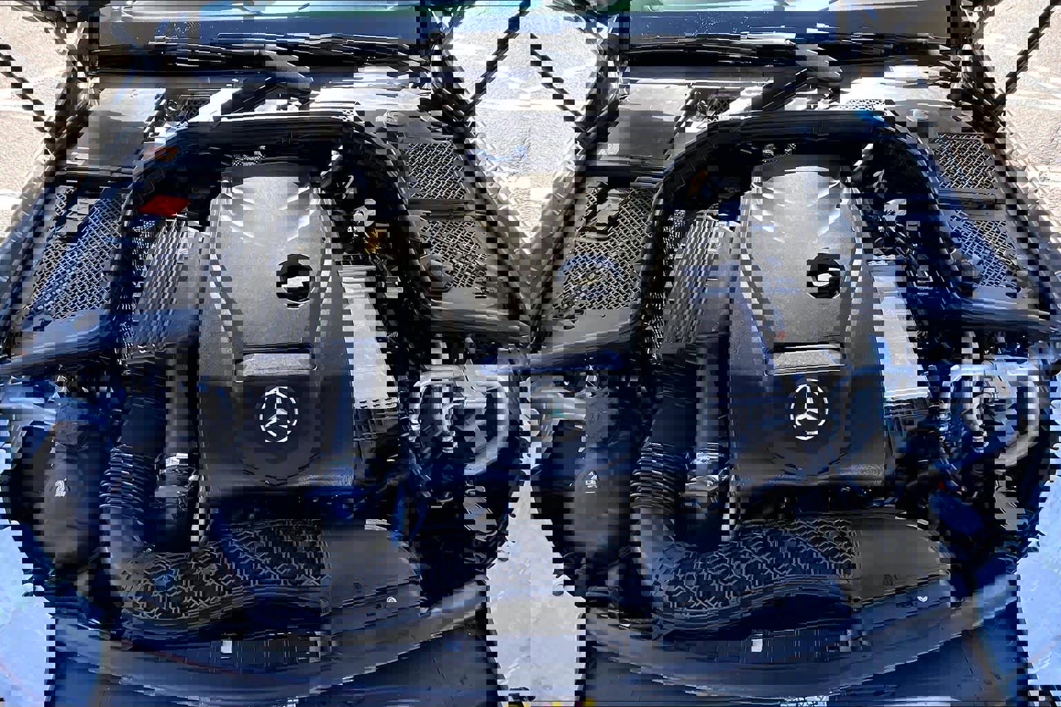 Used 2015 Mercedes-Benz C 300 4MATIC Sedan image 31