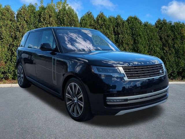Used 2023 Land Rover Range Rover Long Wheelbase SE AWD/4WD image 3