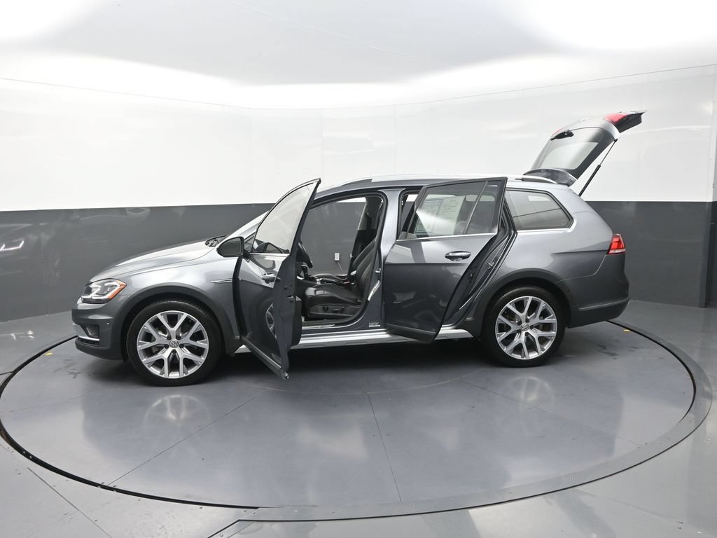 Used 2018 Volkswagen Golf Alltrack SEL AWD/4WD image 35