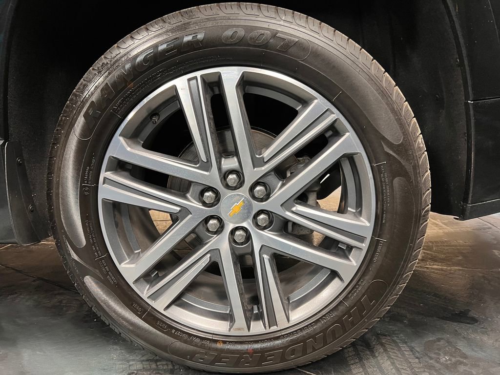 Used 2022 Chevrolet Traverse High Country image 33