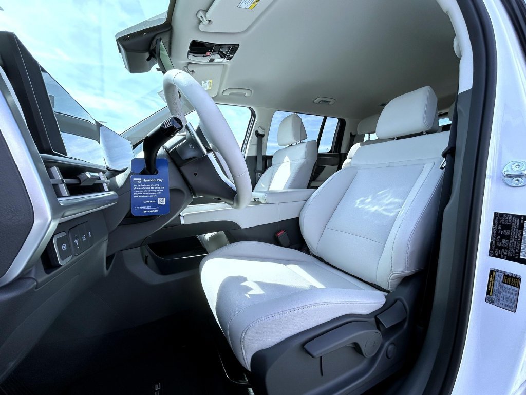 New 2026 Hyundai Santa Fe SE AWD/4WD image 10