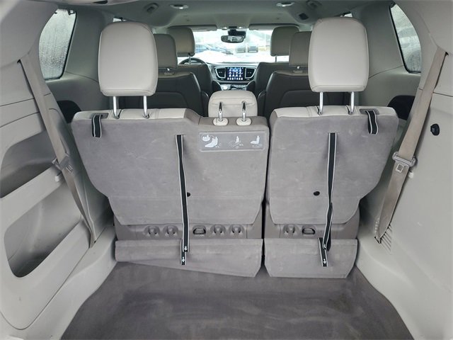 Used 2019 Chrysler Pacifica Touring-L w/ Advanced Safetytec Group image 7