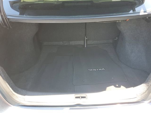 Used 2017 Nissan Sentra SL w/ SL Premium Technology Package FWD image 8