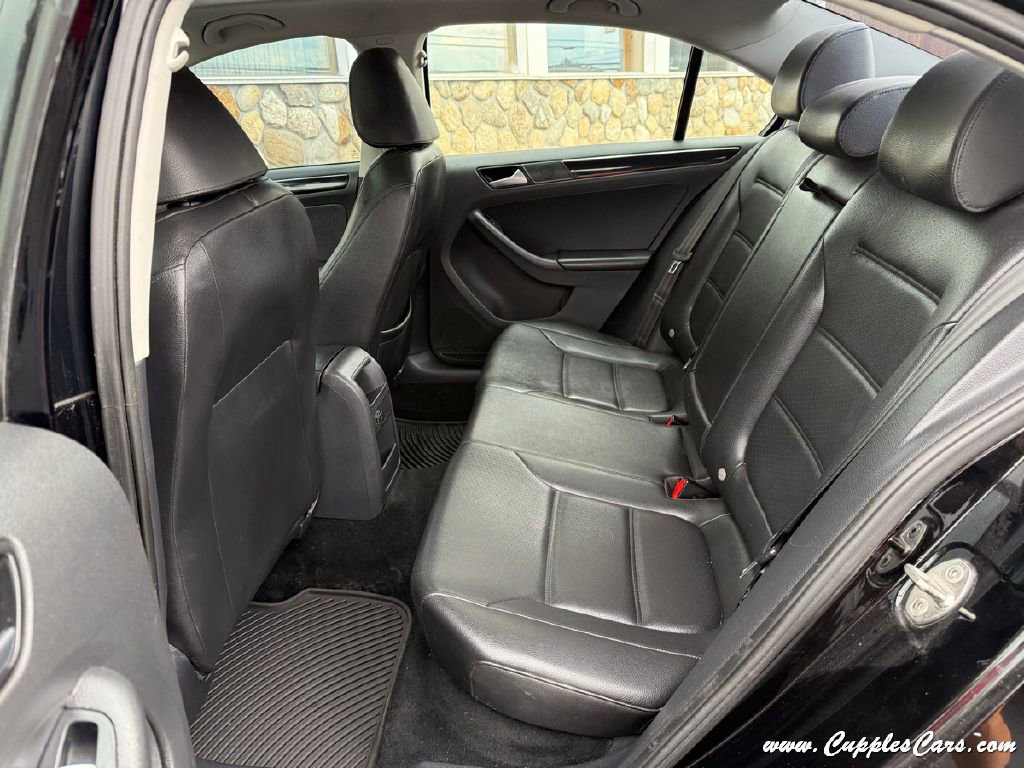 Used 2016 Volkswagen Jetta SEL w/ Lighting Package image 7