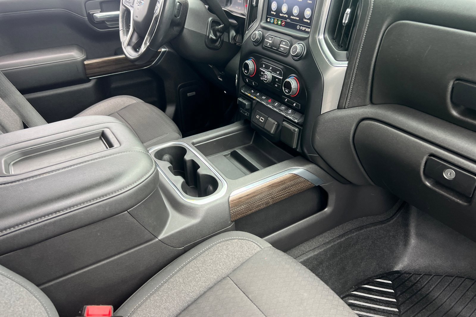 Used 2020 Chevrolet Silverado 1500 RST image 12
