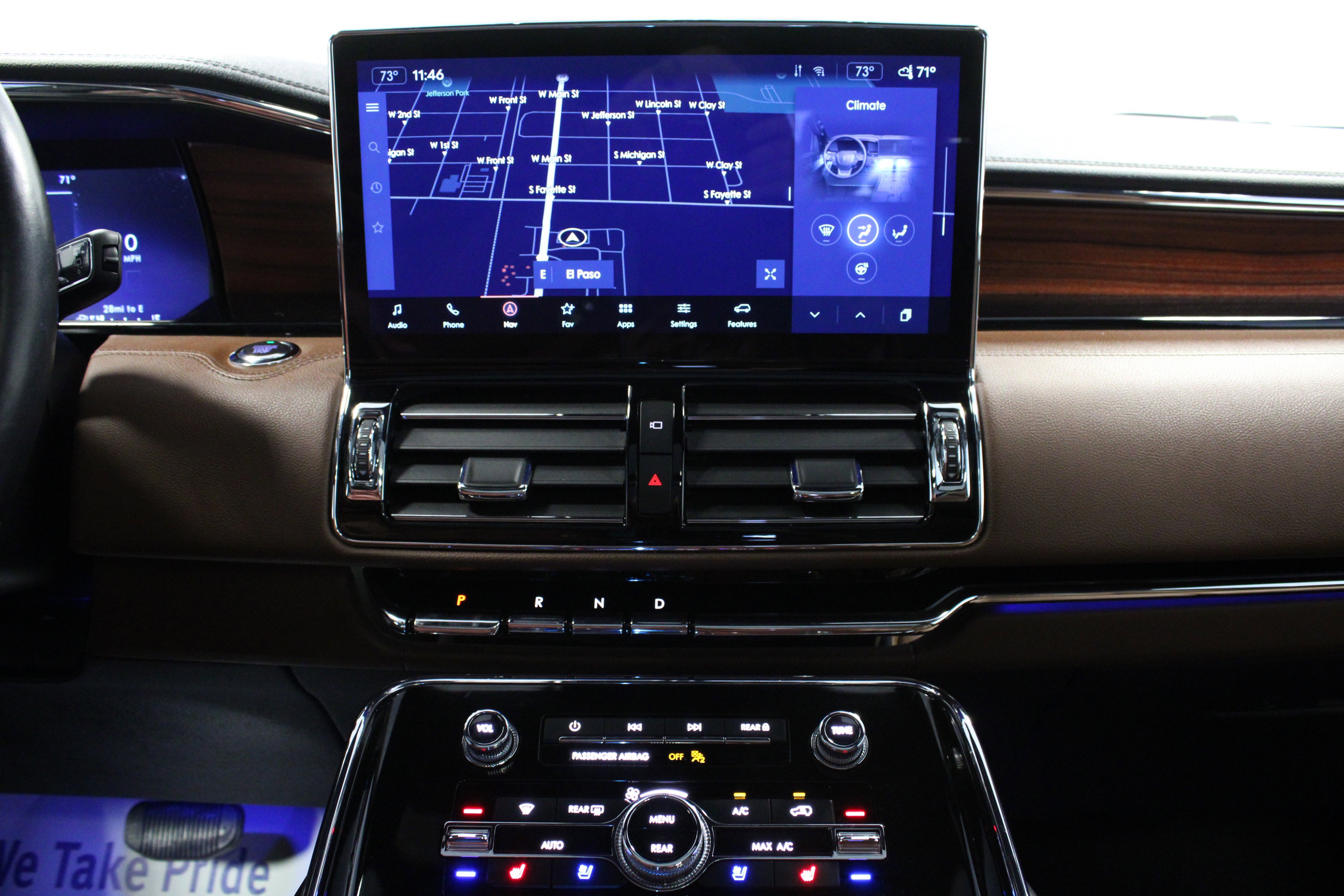 Used 2024 Lincoln Navigator Reserve AWD/4WD image 23