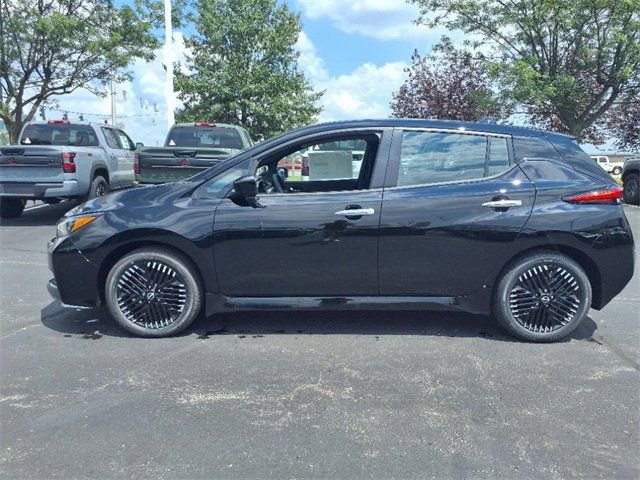 New 2025 Nissan Leaf SV Plus FWD image 17